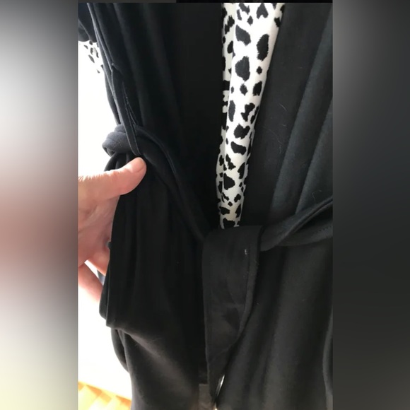 George 2pcs.set; black robe and sleeping gown • size:XS~ L:34” - Picture 8 of 9